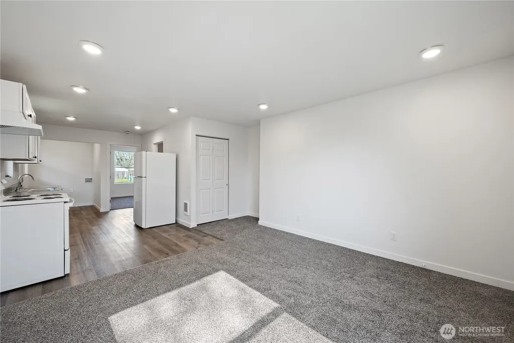 285 20th Avenue Longview WA 98632