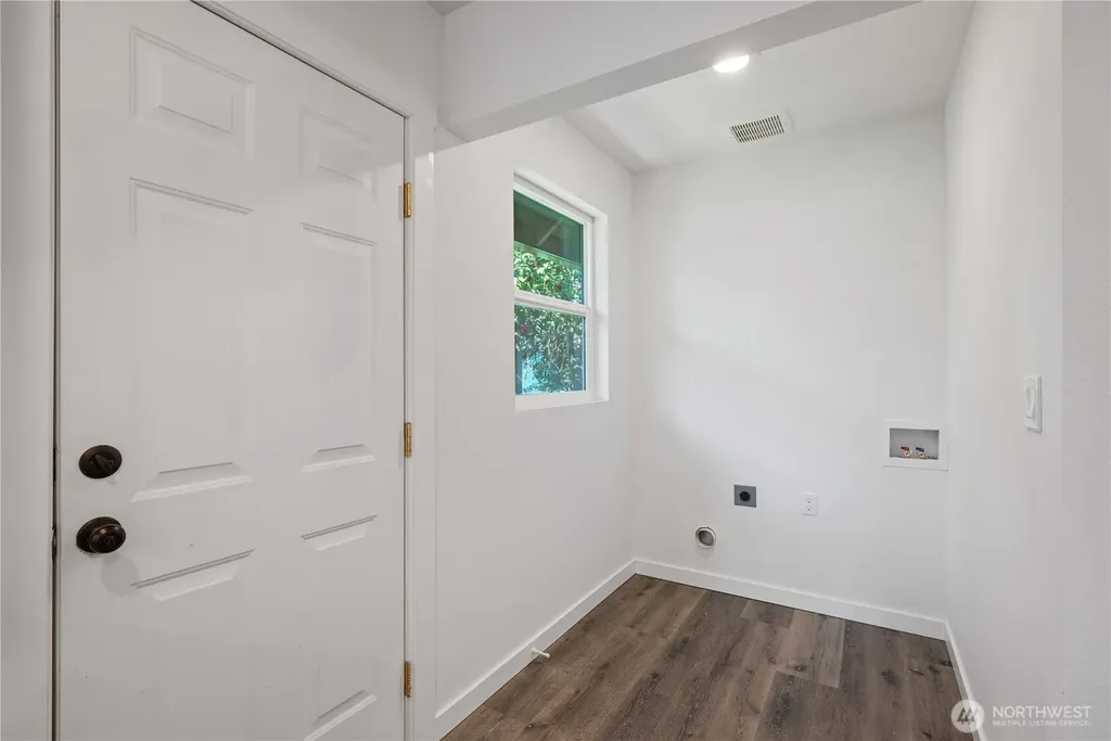285 20th Avenue Longview WA 98632