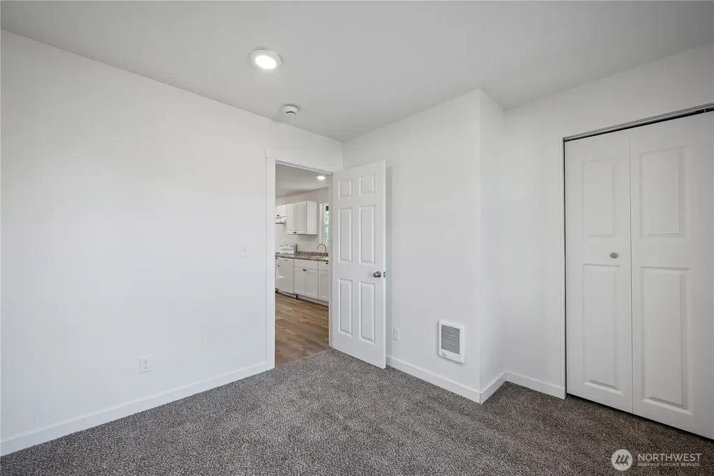285 20th Avenue Longview WA 98632