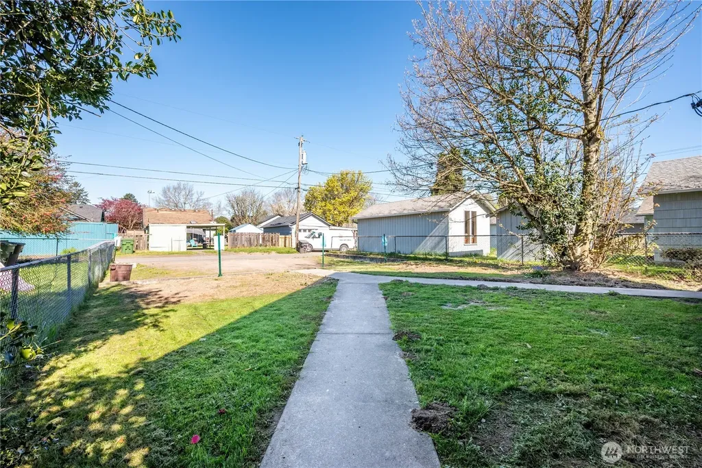 285 20th Avenue Longview WA 98632