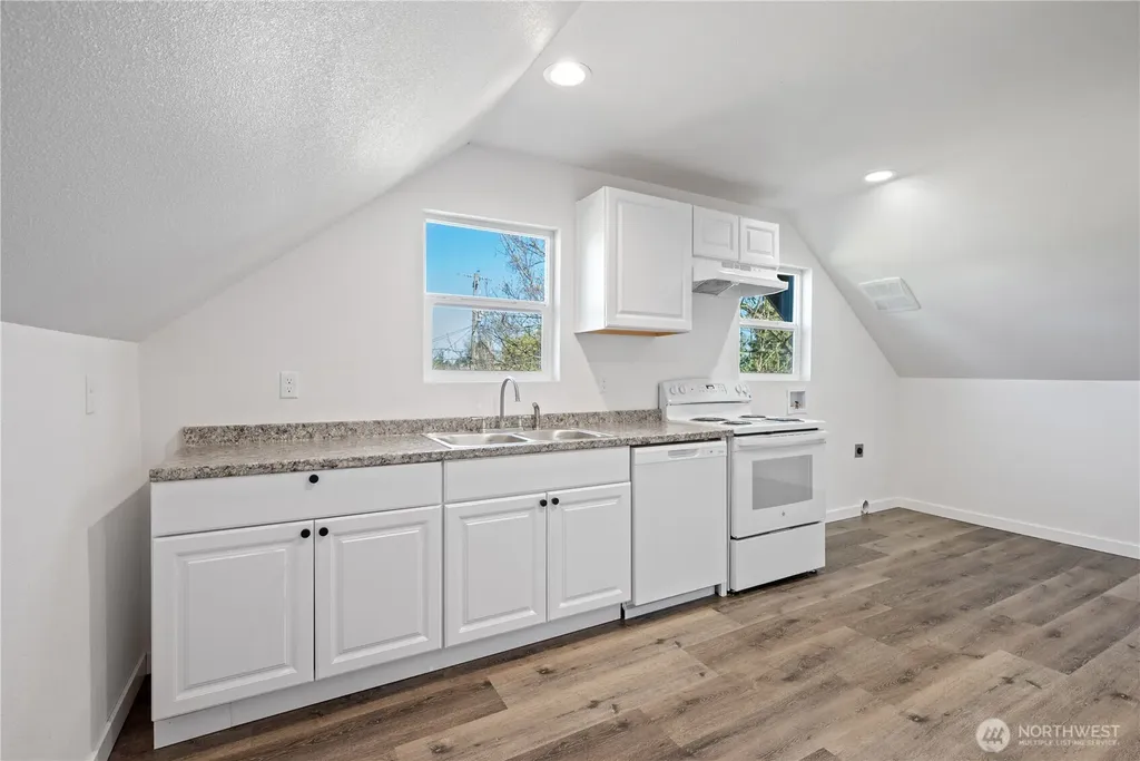285 20th Avenue Longview WA 98632