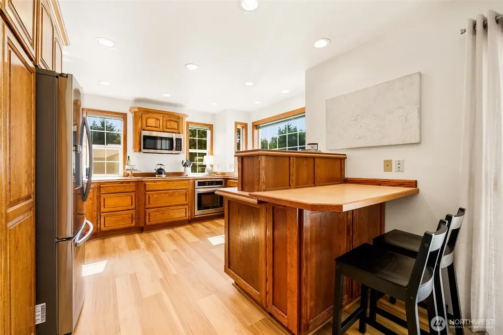 1215 Johnson Street Westport WA 98595