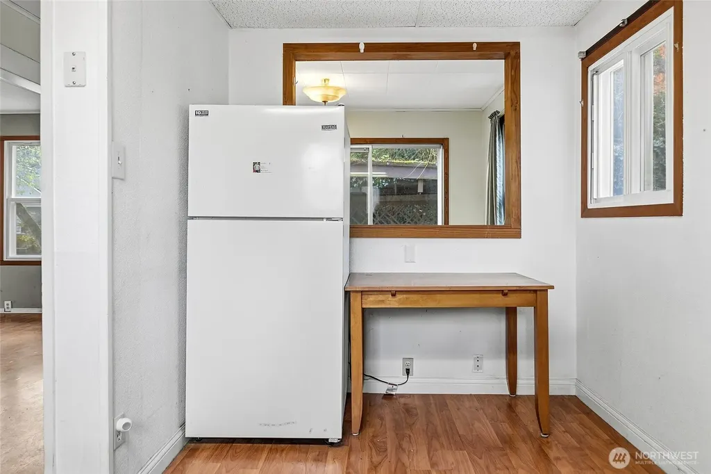 11653 Glendale Way S Seattle WA 98168