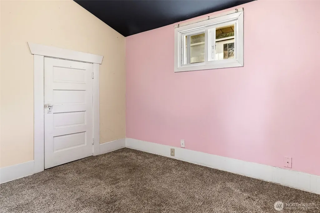 11653 Glendale Way S Seattle WA 98168