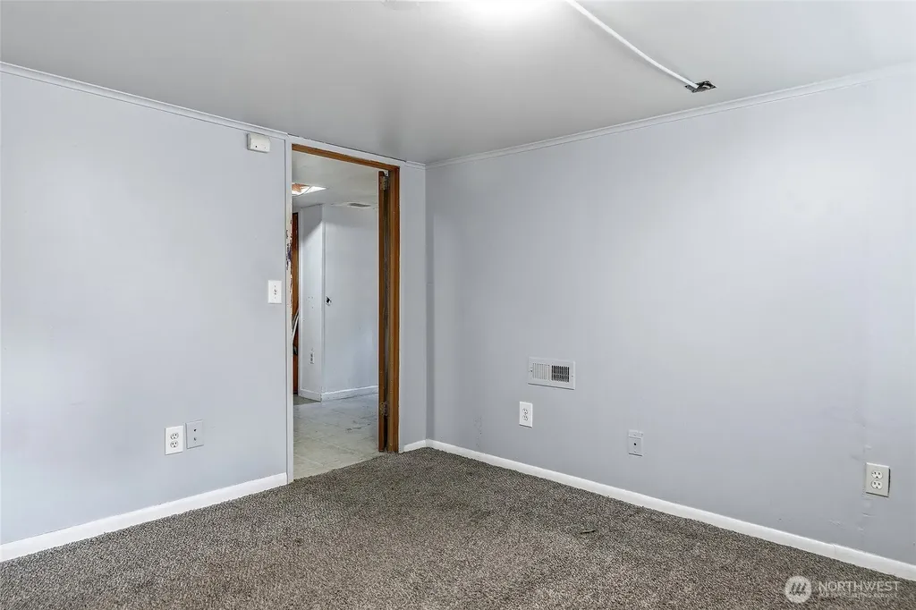 11653 Glendale Way S Seattle WA 98168