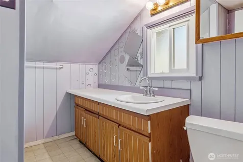 11653 Glendale Way S Seattle WA 98168