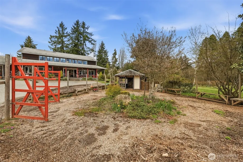 20211 Vashon Highway SW Vashon WA 98070