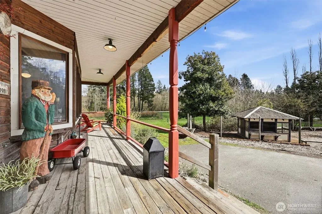 20211 Vashon Highway SW Vashon WA 98070
