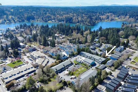 213 Shepard Way NW Bainbridge Island WA 98110