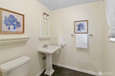 213 Shepard Way NW Bainbridge Island WA 98110