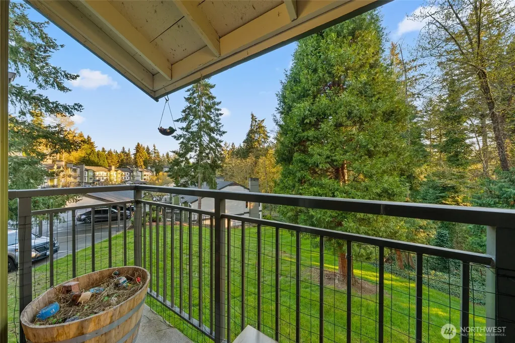31500 33rd Place SW Federal Way WA 98023