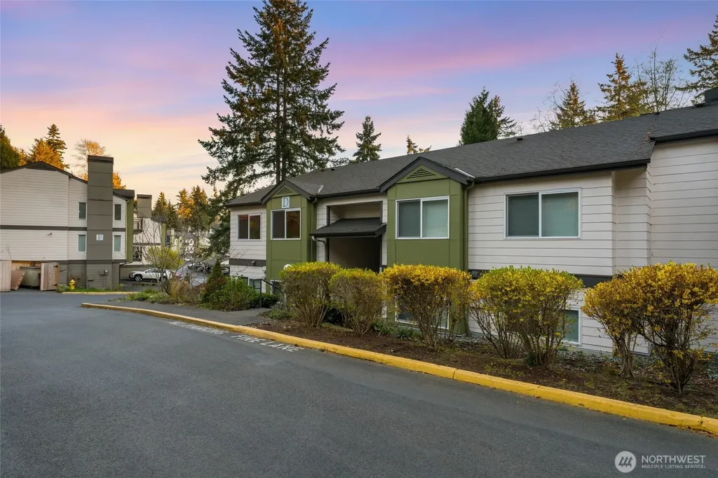 31500 33rd Place SW Federal Way WA 98023