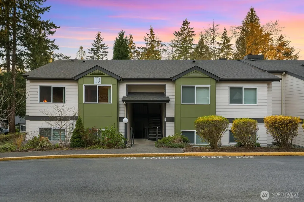 31500 33rd Place SW Federal Way WA 98023