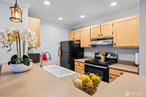 31500 33rd Place SW Federal Way WA 98023