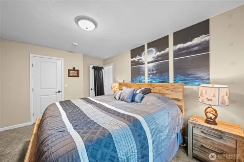 31500 33rd Place SW Federal Way WA 98023