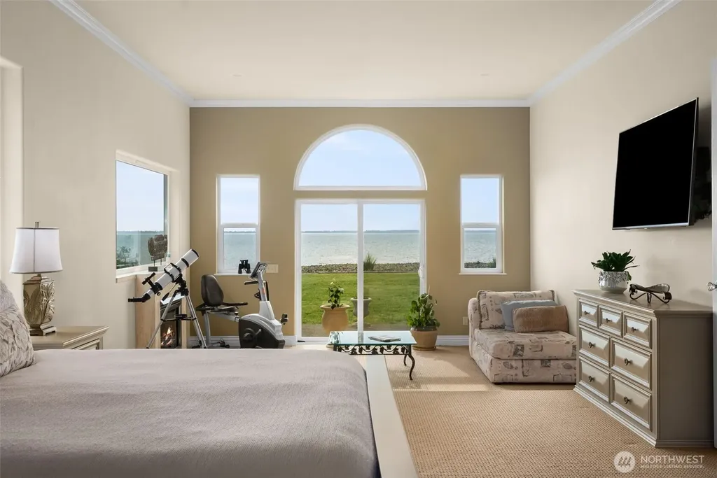 41 Gray Gables Lane Hoquiam WA 98550