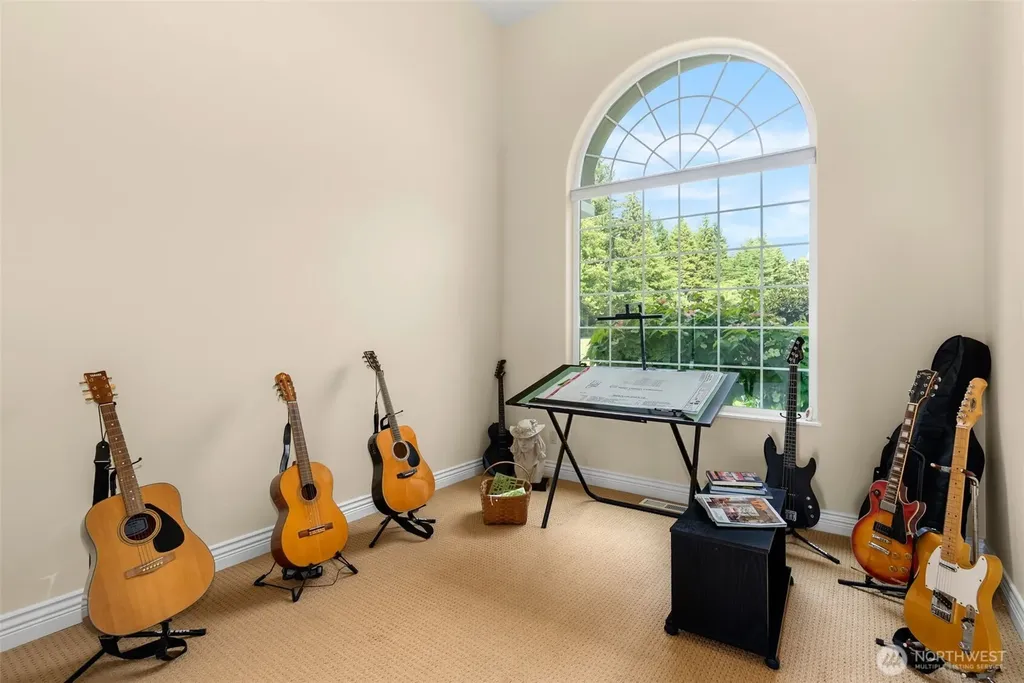41 Gray Gables Lane Hoquiam WA 98550