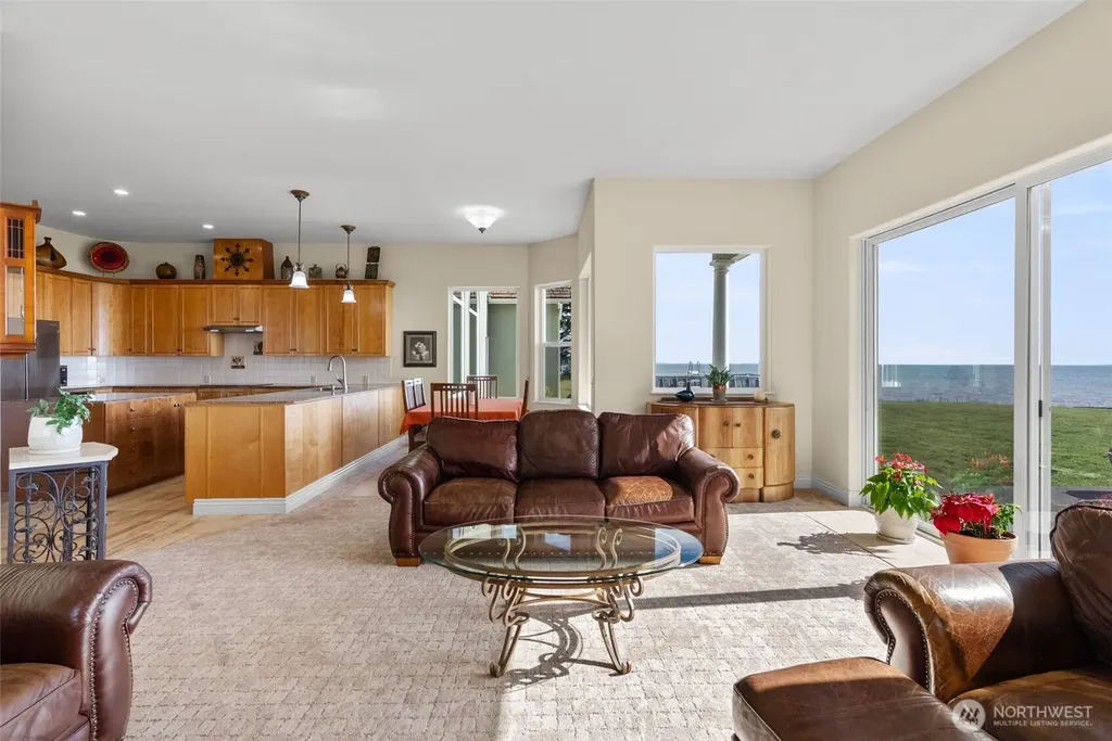 41 Gray Gables Lane Hoquiam WA 98550
