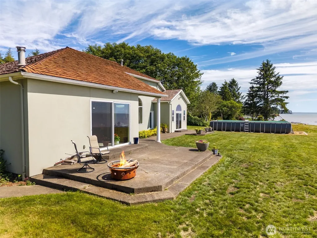 41 Gray Gables Lane Hoquiam WA 98550