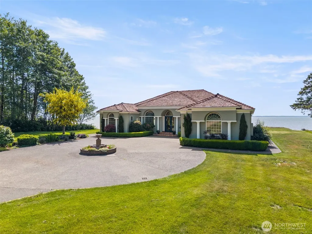 41 Gray Gables Lane Hoquiam WA 98550