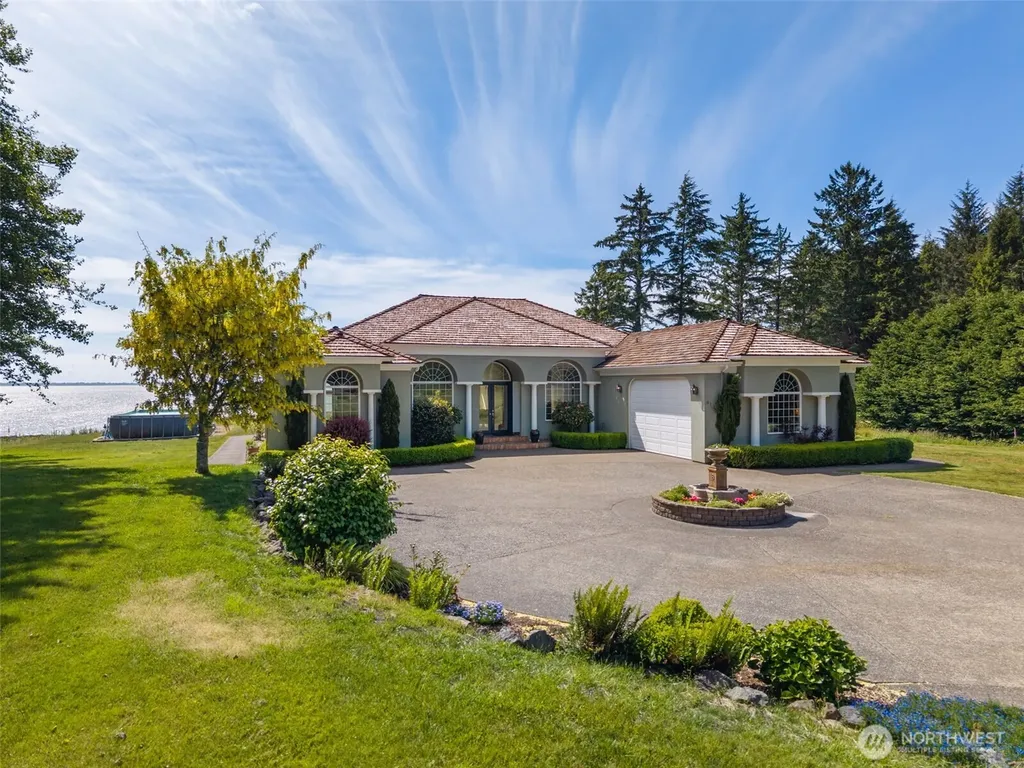 41 Gray Gables Lane Hoquiam WA 98550