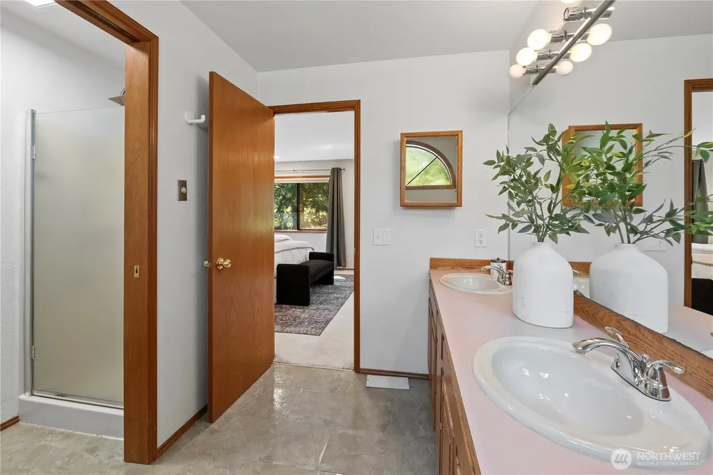 32033 NE 139th Street Duvall WA 98019