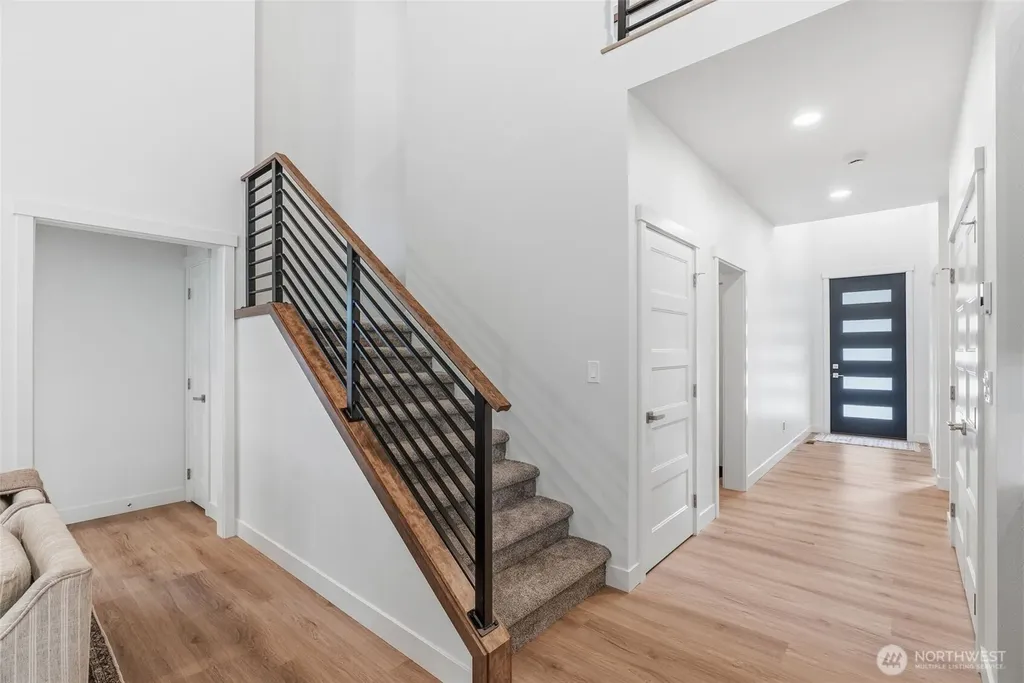 117 Red Hawk Drive Castle Rock WA 98611