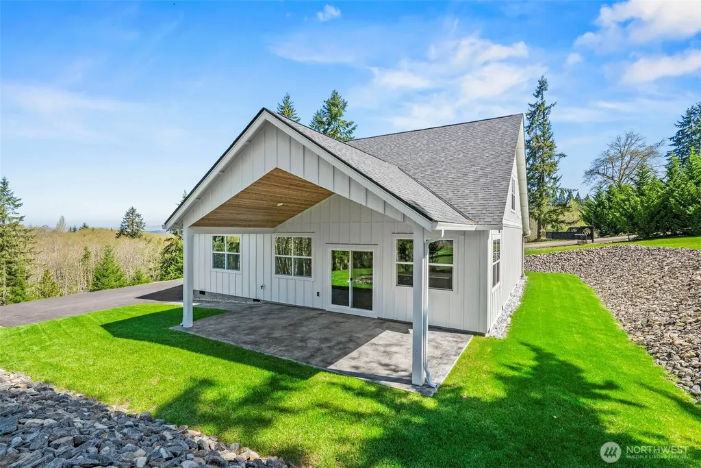 117 Red Hawk Drive Castle Rock WA 98611