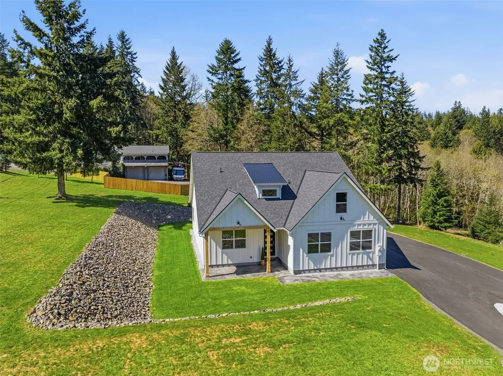 117 Red Hawk Drive Castle Rock WA 98611