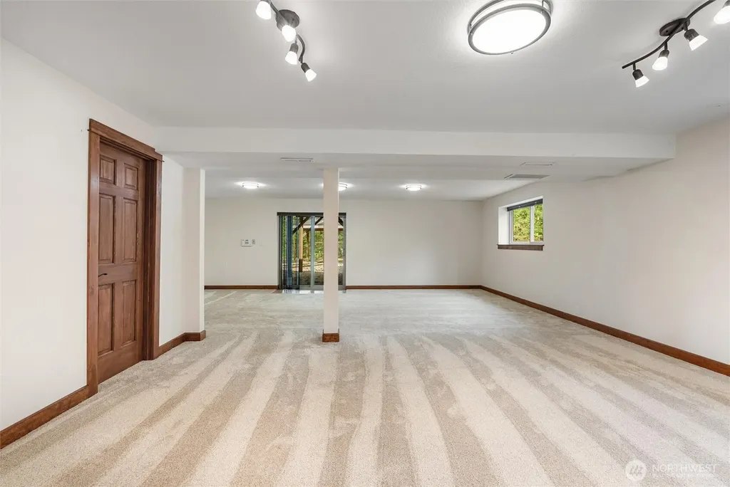 27422 SE 236th Street Maple Valley WA 98038