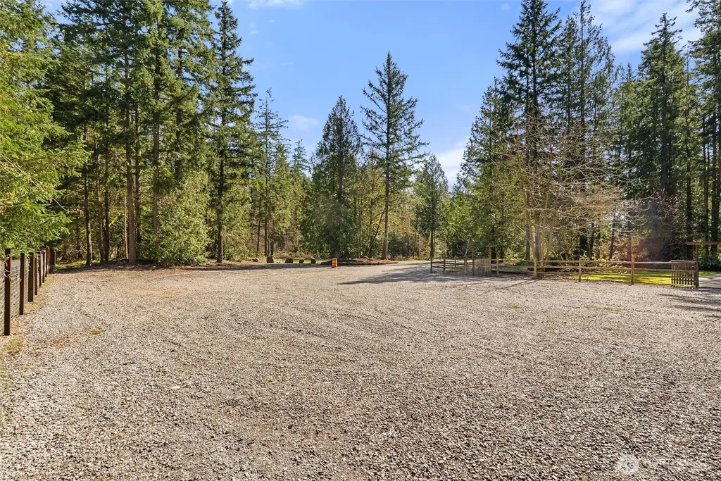 27422 SE 236th Street Maple Valley WA 98038