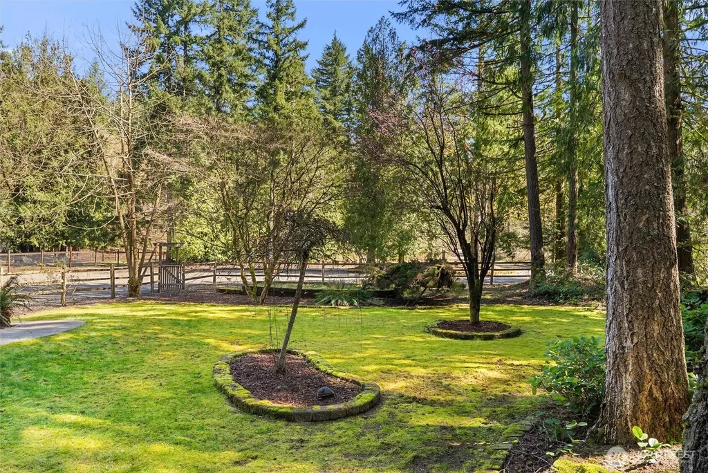 27422 SE 236th Street Maple Valley WA 98038
