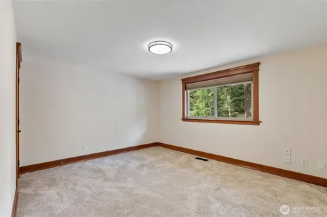 27422 SE 236th Street Maple Valley WA 98038