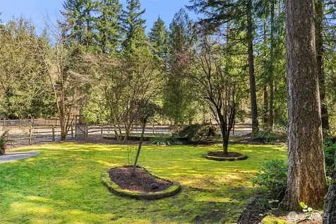 27422 SE 236th Street Maple Valley WA 98038
