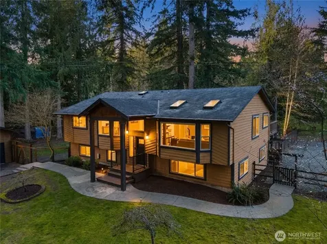 27422 SE 236th Street Maple Valley WA 98038