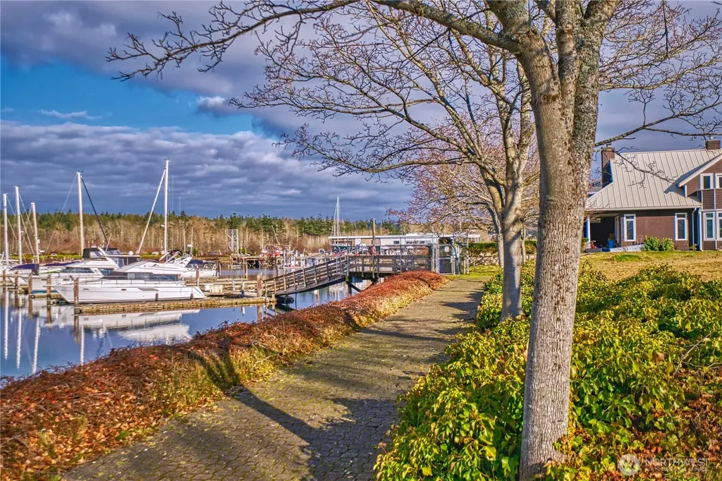 19 Harbor Seal Drive Point Roberts WA 98281