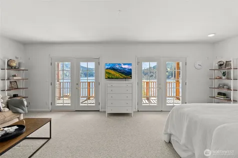 1521 Summit Lake Shore Road NW Olympia WA 98502