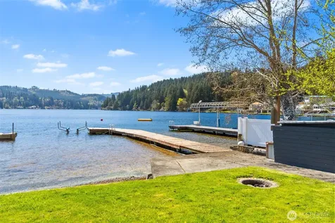 1521 Summit Lake Shore Road NW Olympia WA 98502