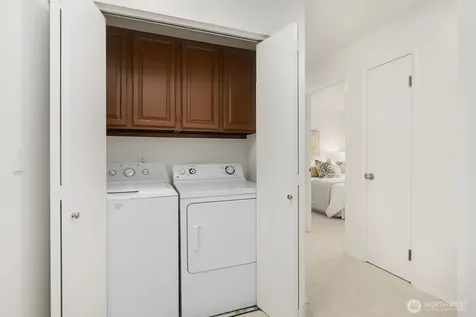 522 W Mercer Place Seattle WA 98119