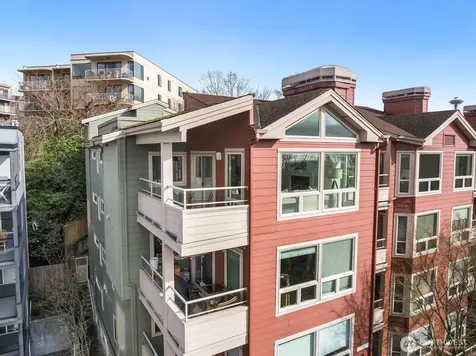 522 W Mercer Place Seattle WA 98119