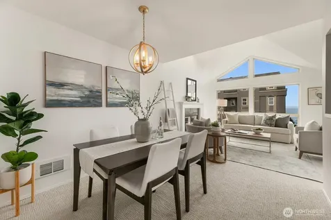 522 W Mercer Place Seattle WA 98119