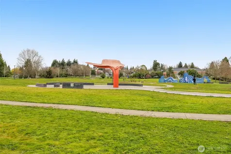 906 28th Avenue S Seattle WA 98144