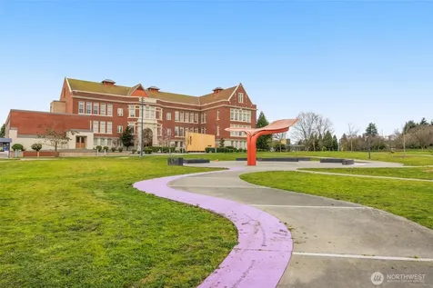 906 28th Avenue S Seattle WA 98144