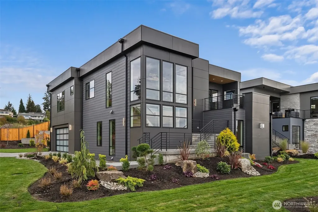 1422 Sequalish Street Steilacoom WA 98388
