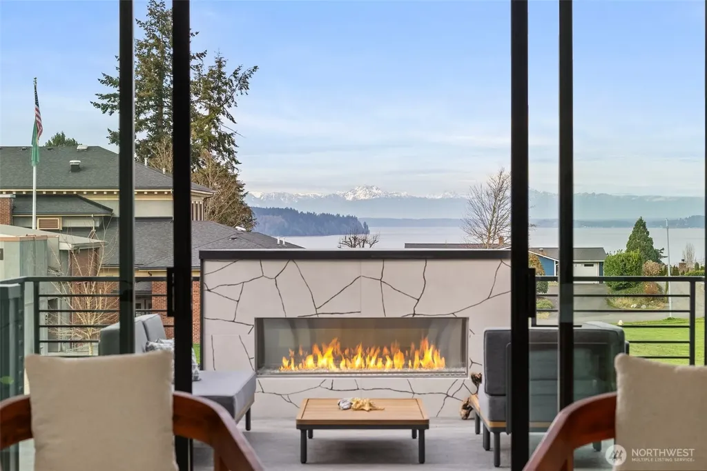 1422 Sequalish Street Steilacoom WA 98388