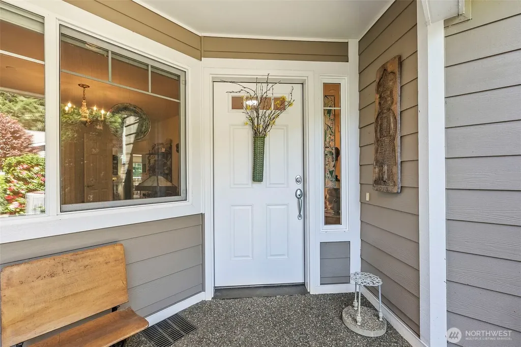 211 E Sterling Drive Allyn WA 98524