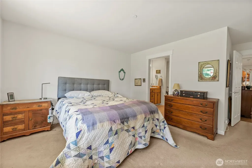 211 E Sterling Drive Allyn WA 98524