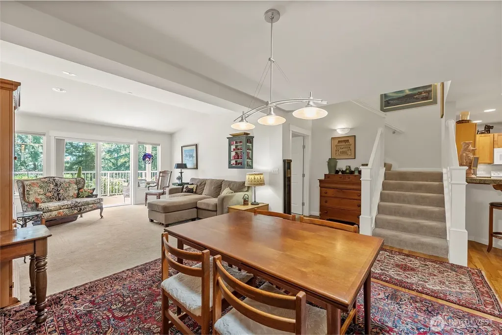 211 E Sterling Drive Allyn WA 98524