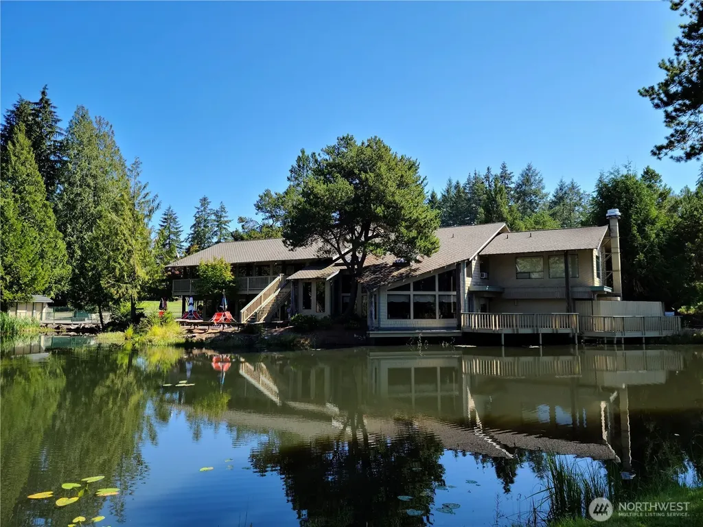 211 E Sterling Drive Allyn WA 98524