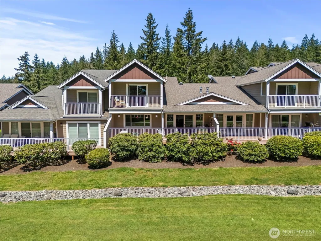 211 E Sterling Drive Allyn WA 98524